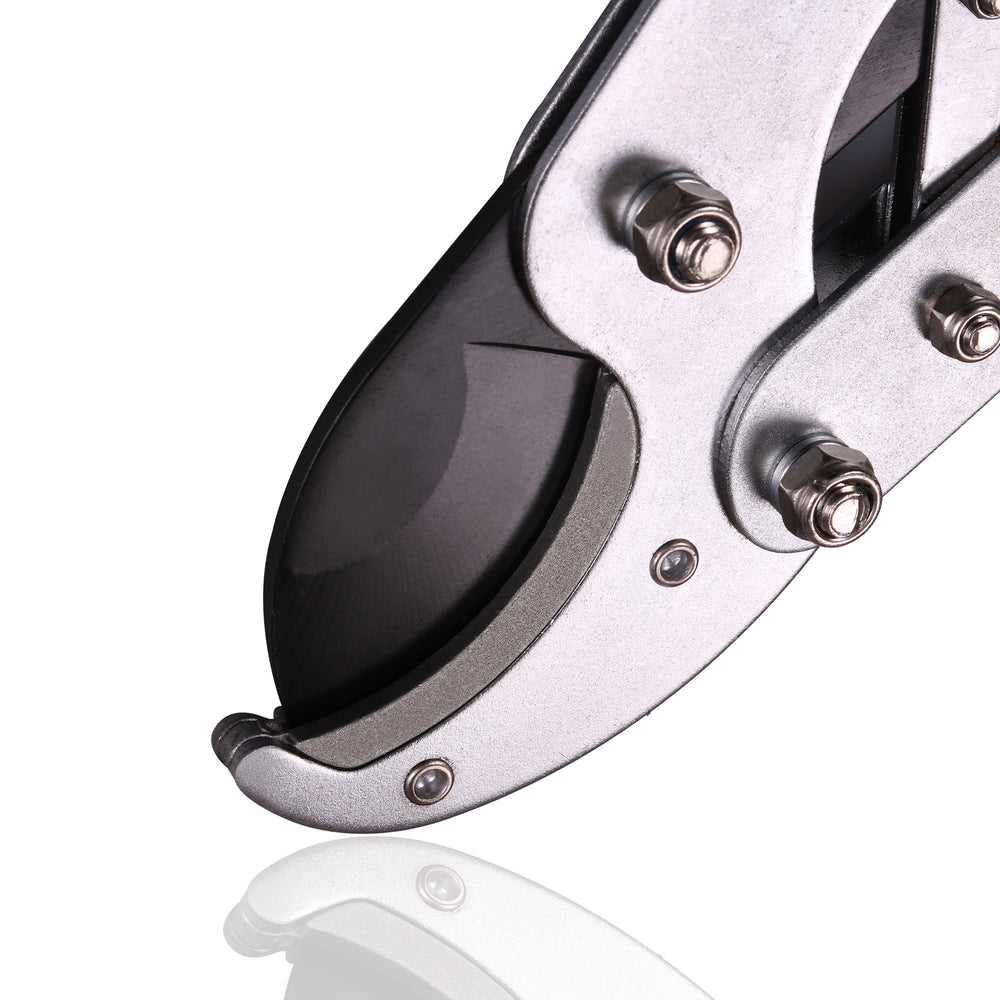 GARTOL heavy-duty bypass lopper sharp carbon steel blade close-up